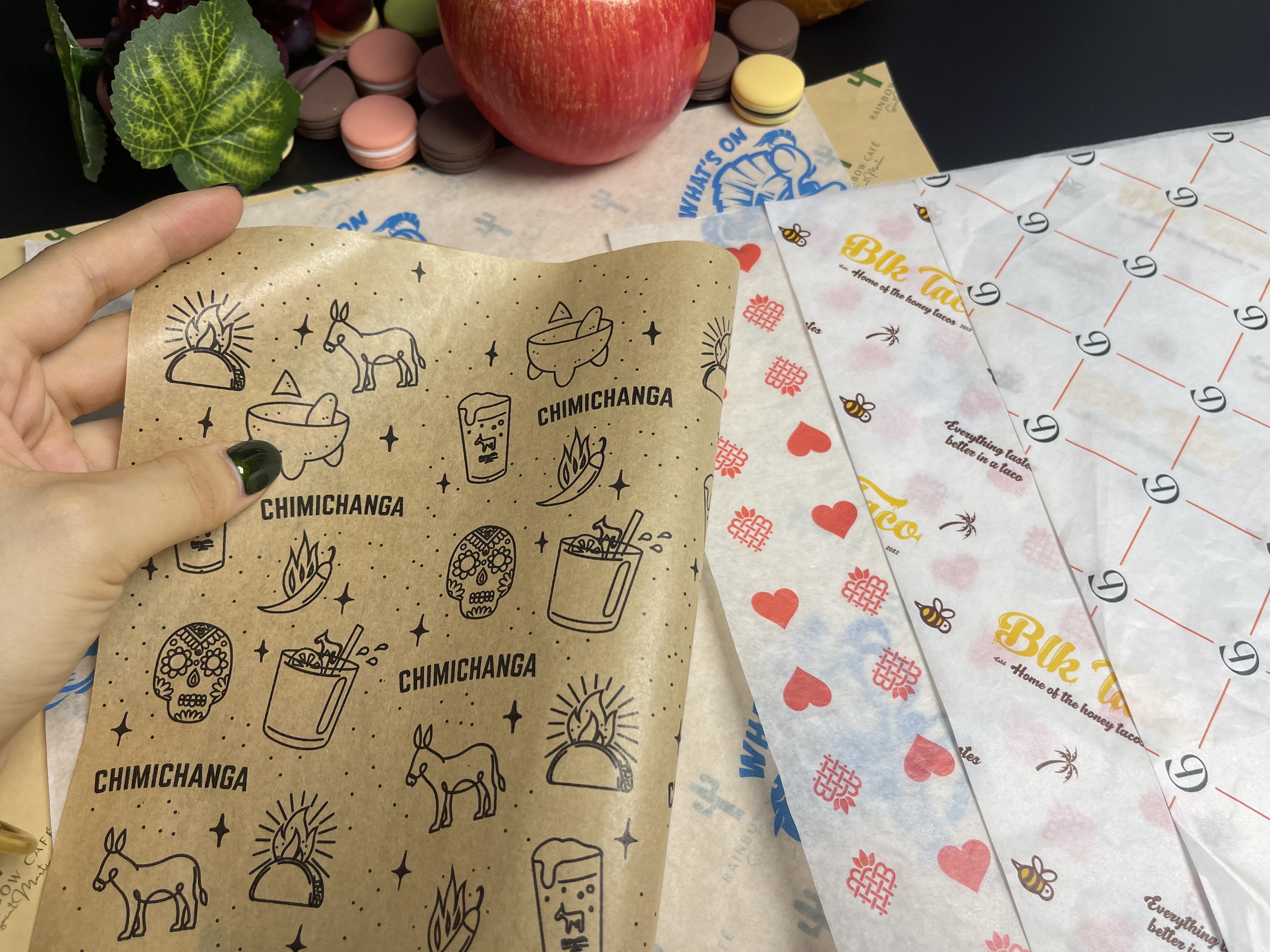 Customized Food Greaseproof Hamburger Sandwich Paper for Food Packaging Kitchen Paper, Oil-absorbing Paper for Deep-frying Food paper